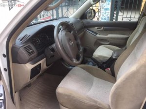 Toyota Prado  GX 3.0 2004 - Bán xe Prado GX 3.0, 2 cầu, số sàn, màu trắng, nội thất nỉ màu kem, máy dầu, đời 2005, 08 chỗ