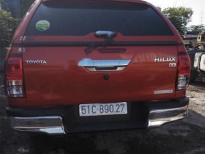 Toyota Hilux 2017 - Cần bán xe Toyota Hilux đời 2017, màu đỏ như mới