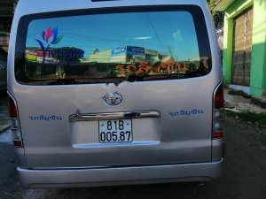 Toyota Hiace 2011 - Cần bán Toyota Hiace sản xuất 2011, nhập khẩu nguyên chiếc