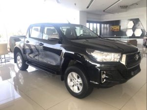 Toyota Hilux 2018 - Bán xe Toyota Hilux đời 2018, màu đen, nhập khẩu nguyên chiếc Thái Lan
