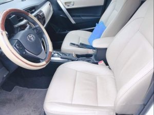 Toyota Corolla Altis   2016 - Mình cần bán Toyota Corolla Altis số tự động, lốp theo xe của hãng còn