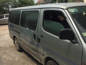 Toyota Hiace 2000 - Bán xe Toyota Hiace sản xuất năm 2000, màu xám, nhập khẩu