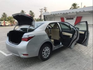 Toyota Corolla Altis 2019 - Bán Toyota Corolla Altis đời 2019, màu bạc