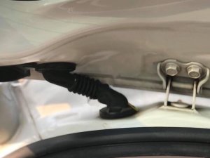 Toyota Yaris 2010 - Xe Toyota Yaris năm sản xuất 2010, màu trắng, nhập khẩu
