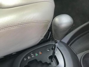 Toyota Yaris 2010 - Xe Toyota Yaris năm sản xuất 2010, màu trắng, nhập khẩu