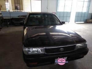 Toyota Cressida 1991 - Bán Toyota Cressida sản xuất 1991, màu đen, nhập khẩu