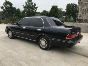 Toyota Crown 1994 - Cần bán xe Toyota Crown đời 1994, màu đen, nhập khẩu nguyên chiếc, giá chỉ 135 triệu