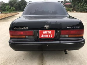 Toyota Crown 1994 - Cần bán xe Toyota Crown đời 1994, màu đen, nhập khẩu nguyên chiếc, giá chỉ 135 triệu