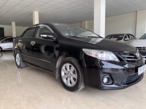 Toyota Corolla Altis   2013 - Cần bán Toyota Corolla altis năm 2013, màu đen số sàn, 500tr