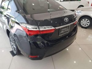 Toyota Corolla Altis 2019 - Cần bán xe Toyota Corolla altis năm sản xuất 2019, màu đen, giá cạnh tranh