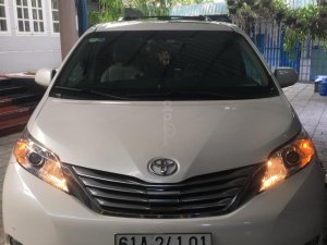 Toyota Sienna Limited 2011 - Cần bán nhanh xe Toyota Sienna Limited full option 2011