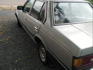 Toyota Corona   1982 - Cần bán xe Toyota Corona 1982, màu bạc, giá 40tr