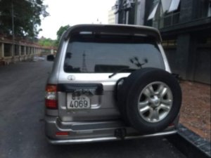 Toyota Land Cruiser   2002 - Bán xe Land Cruiser màu phấn hồng, sx năm 2002