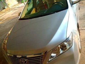 Toyota Camry 2013 - Lên đời bán Toyota Camry năm sản xuất 2013, màu bạc, nhập khẩu
