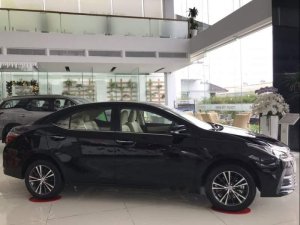 Toyota Corolla Altis 2019 - Bán ô tô Toyota Corolla altis sản xuất 2019, màu đen