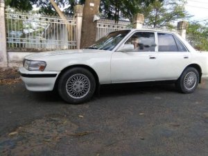 Toyota Cressida 1992 - Bán Toyota Cressida đời 1992, màu trắng, nhập khẩu số tự động