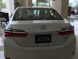 Toyota Corolla Altis 1.8 G 2019 - Cần bán Toyota Corolla Altis 1.8 G đời 2019, màu trắng