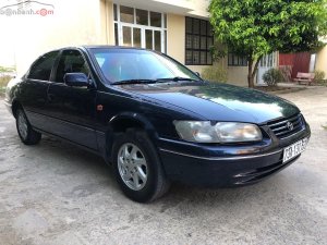 Toyota Camry GLi 2.2 1998 - Bán Toyota Camry GLi 2.2 sản xuất 1998, màu xanh lam, xe nhập 