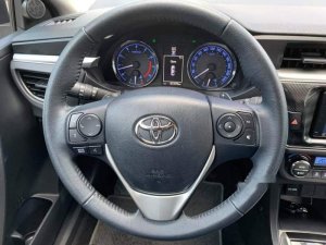 Toyota Corolla Altis     2016 - Bán Toyota Corolla Altis năm 2016, màu nâu, nhập khẩu, xe chạy rất kỹ zin từ lớp sơn đến máy móc