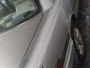 Toyota Camry 1989 - Bán xe Toyota Camry năm 1989, xe nhập, chuẩn cho AE tập lái