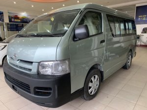 Toyota Hiace 2.5 2007 - Bán xe Toyota Hiace 2.5 đời 2007, màu bạc