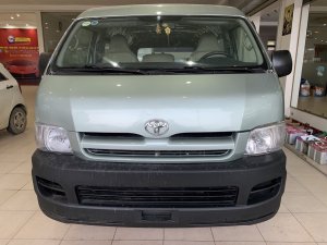 Toyota Hiace 2.5 2007 - Bán xe Toyota Hiace 2.5 đời 2007, màu bạc