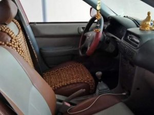 Toyota Corolla   2001 - Bán Toyota Corolla năm 2001, màu đỏ, xe nhập