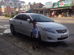 Toyota Corolla Altis 2009 - Chính chủ bán Toyota Corolla altis năm sản xuất 2009, màu trắng. Giá 410tr