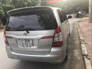 Toyota Innova  2.0E   2015 - Bán xe Toyota Innova 2.0E, đăng kí 11/2015, chính chủ từ đầu