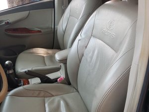 Toyota Corolla Altis 1.8G MT 2009 - Bán gấp Toyota Corolla altis 1.8G MT đời 2009, màu đen, chính chủ