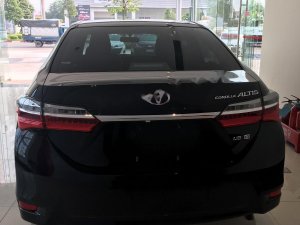 Toyota Corolla Altis 1.8G AT 2019 - Cần bán xe Toyota Corolla altis 1.8G AT năm 2019, màu đen