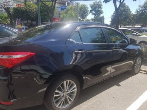 Toyota Corolla Altis 2015 - Cần bán gấp Toyota Corolla altis đời 2015, màu đen