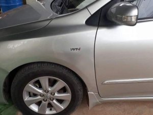 Toyota Corolla Altis   2009 - Bán xe Toyota Corolla altis năm sản xuất 2009, màu bạc, xe đẹp