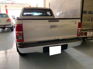 Toyota Hilux 2.5E 4x2 MT 2014 - Bán xe Toyota Hilux 2.5E 4x2 MT 2014, xe nhập số sàn