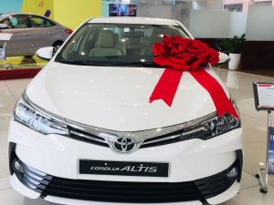 Toyota Corolla Altis   1.8G CVT 2019 - Bán Toyota Corolla altis 1.8G đời 2019, màu trắng, giá tốt