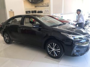 Toyota Corolla Altis     2019 - Bán ô tô Toyota Corolla altis năm 2019, màu đen