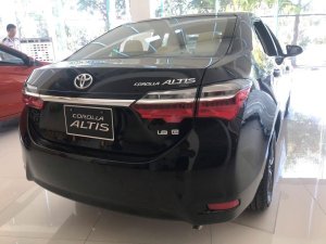 Toyota Corolla Altis     2019 - Bán ô tô Toyota Corolla altis năm 2019, màu đen