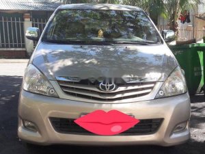 Toyota Innova 2011 - Bán xe Toyota Innova đời 2011, màu vàng cát, giá chỉ 440 triệu