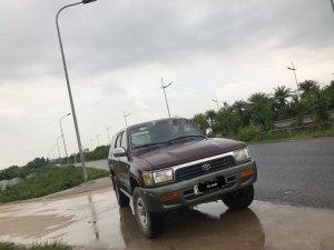 Toyota 4 Runner   1999 - Cần bán Toyota 4 Runner đời 1999, màu đỏ, nhập khẩu, 6 chỗ