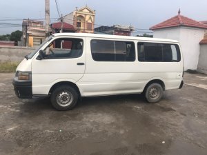 Toyota Hiace 2000 - Bán xe Toyota Hiace đời 2000, màu trắng