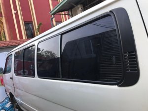 Toyota Hiace 2000 - Bán xe Toyota Hiace đời 2000, màu trắng