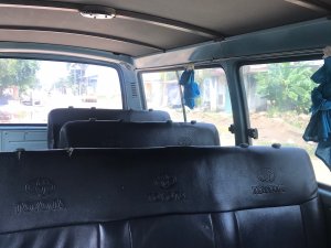 Toyota Hiace 2002 - Cần bán Toyota Hiace đời 2002, màu xanh lam