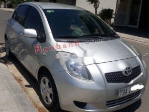 Toyota Yaris  1.3 AT  2007 - Gia đình bán Toyota Yaris 1.3 AT đời 2007, màu bạc  