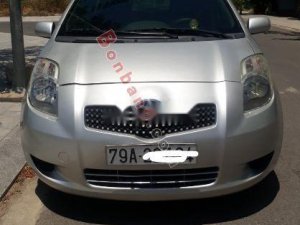 Toyota Yaris  1.3 AT  2007 - Gia đình bán Toyota Yaris 1.3 AT đời 2007, màu bạc  