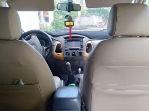 Toyota Innova   2008 - Bán Toyota Innova sản xuất 2008, màu xám, giá tốt