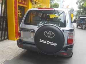 Toyota Land Cruiser 2006 - Bán Toyota Land Cruiser bạc 2006 số sàn, bản full option