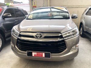 Toyota Innova V 2017 - Bán Innova V xe 7 chỗ sx 2017 tự động, mua trả góp, giảm 40tr ạ