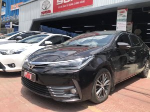 Toyota Corolla Altis 2.0V Luxury 2017 - Cần bán xe Toyota Corolla Altis 2.0V Luxury đời 2017, màu nâu giá cạnh tranh