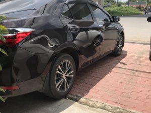 Toyota Corolla Altis 2.0V Luxury 2017 - Cần bán xe Toyota Corolla Altis 2.0V Luxury đời 2017, màu nâu giá cạnh tranh