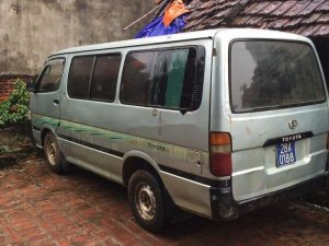 Toyota Hiace 1995 - Bán Toyota Hiace sản xuất năm 1995, màu xanh